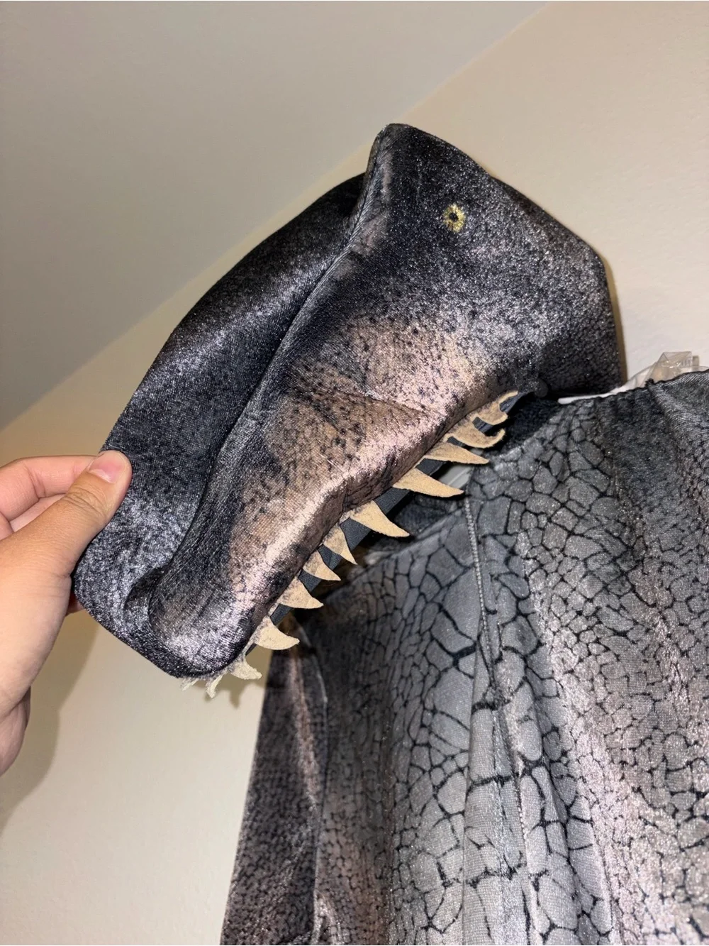 NWOT Jurassic World T-Rex Dinosaur Costume Kids Size M 7/8 Halloween